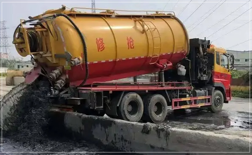 桥东区污水池清理